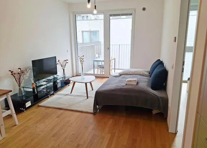 Bei Hauptbahnhof Apartman Bécs